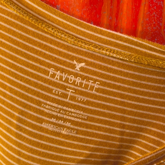 AMERICAN EAGLE OUTFITTERS Mustard Yellow Favorite T shirt Top - Picture 9 of 10